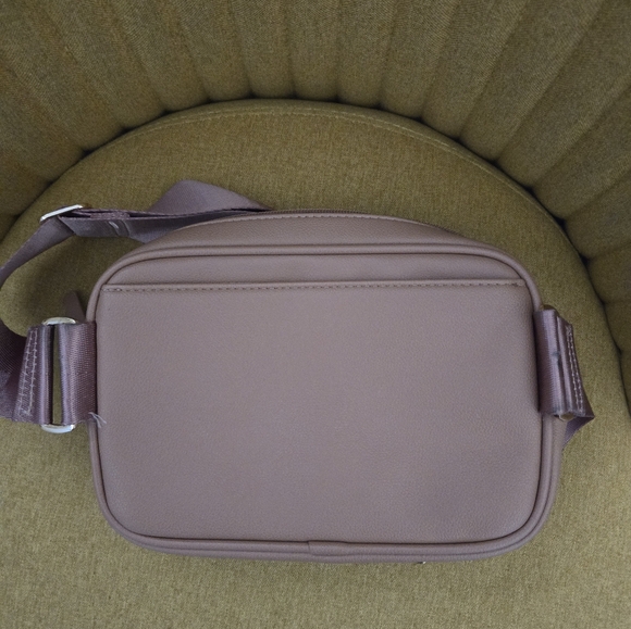 Ayla Fanny Pack - Picture 3 of 5